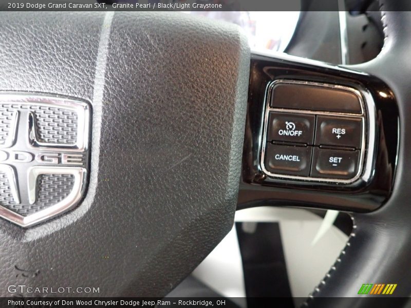 Granite Pearl / Black/Light Graystone 2019 Dodge Grand Caravan SXT