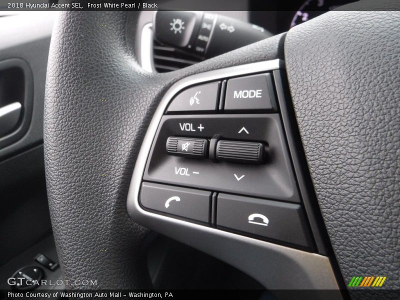 Frost White Pearl / Black 2018 Hyundai Accent SEL