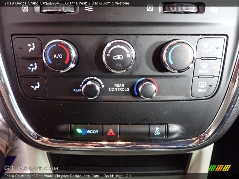 Granite Pearl / Black/Light Graystone 2019 Dodge Grand Caravan SXT