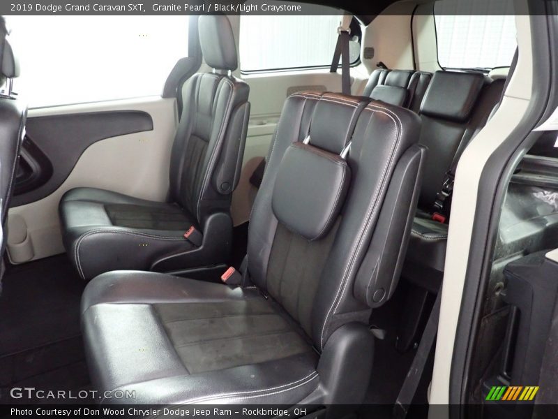 Granite Pearl / Black/Light Graystone 2019 Dodge Grand Caravan SXT