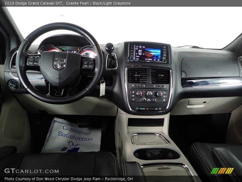Granite Pearl / Black/Light Graystone 2019 Dodge Grand Caravan SXT