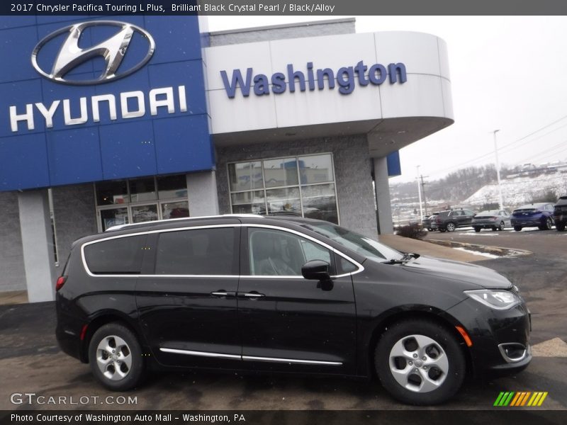 Brilliant Black Crystal Pearl / Black/Alloy 2017 Chrysler Pacifica Touring L Plus