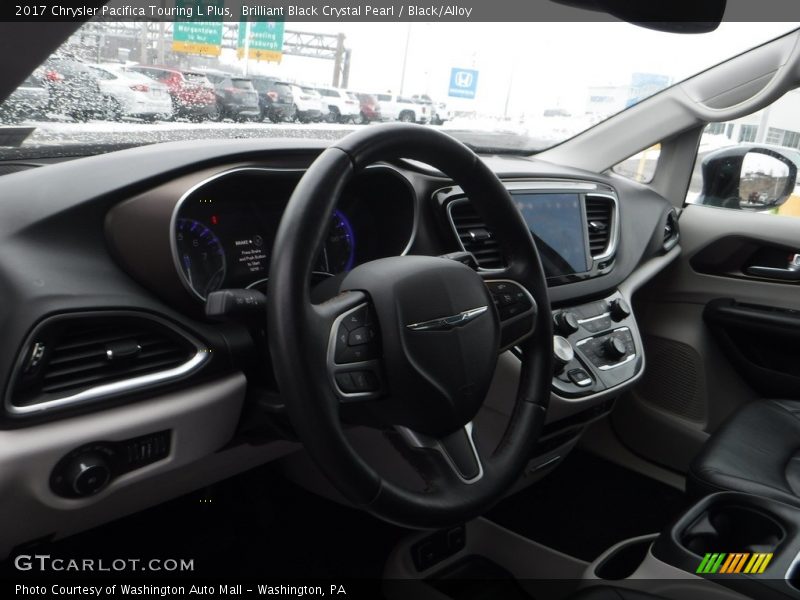 Brilliant Black Crystal Pearl / Black/Alloy 2017 Chrysler Pacifica Touring L Plus