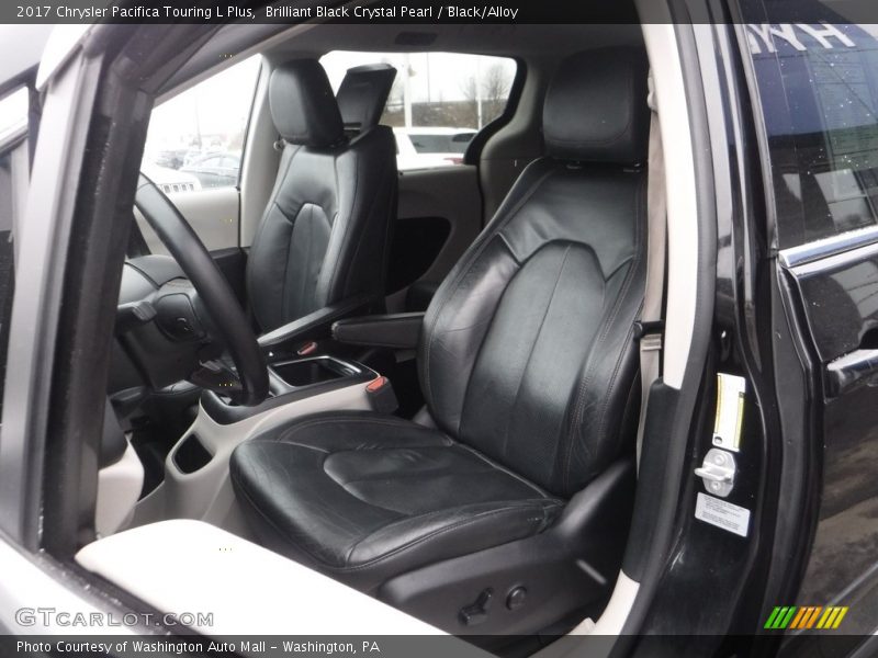 Brilliant Black Crystal Pearl / Black/Alloy 2017 Chrysler Pacifica Touring L Plus