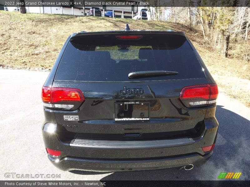 Diamond Black Crystal Pearl / Black 2022 Jeep Grand Cherokee Laredo X 4x4