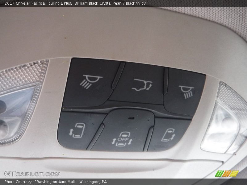 Brilliant Black Crystal Pearl / Black/Alloy 2017 Chrysler Pacifica Touring L Plus