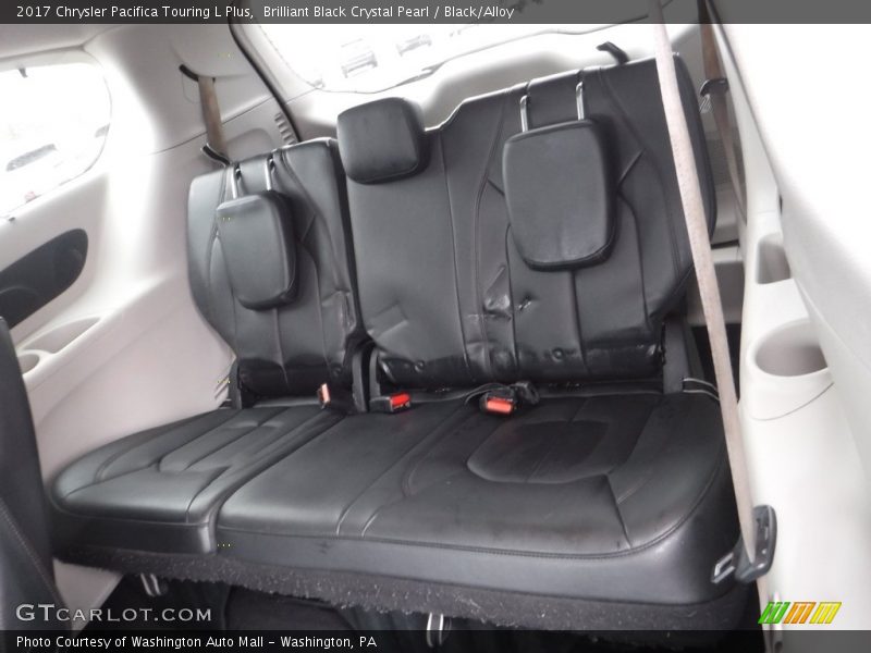 Brilliant Black Crystal Pearl / Black/Alloy 2017 Chrysler Pacifica Touring L Plus