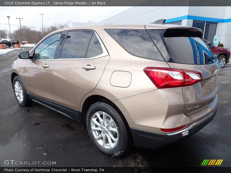 Sandy Ridge Metallic / Jet Black 2018 Chevrolet Equinox LT