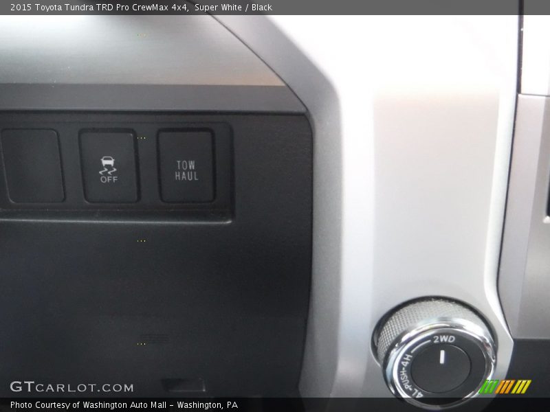 Super White / Black 2015 Toyota Tundra TRD Pro CrewMax 4x4