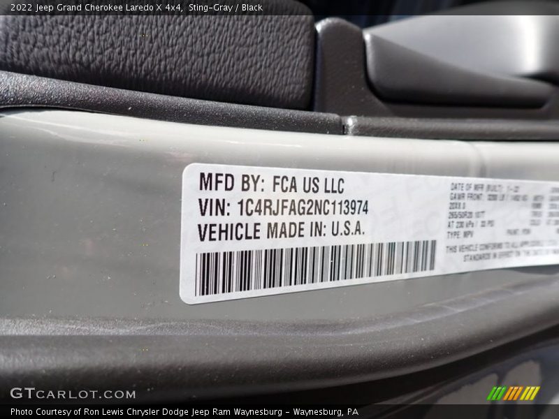 Sting-Gray / Black 2022 Jeep Grand Cherokee Laredo X 4x4