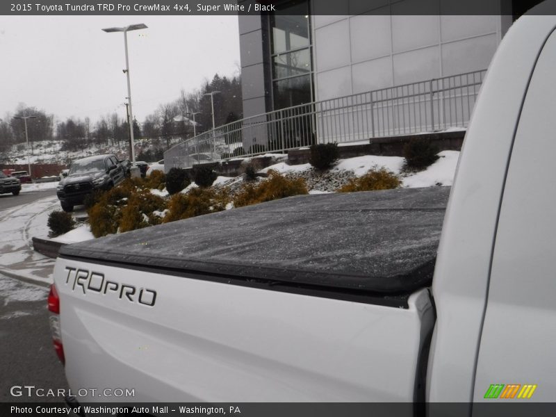 Super White / Black 2015 Toyota Tundra TRD Pro CrewMax 4x4