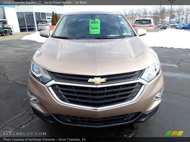 Sandy Ridge Metallic / Jet Black 2018 Chevrolet Equinox LT