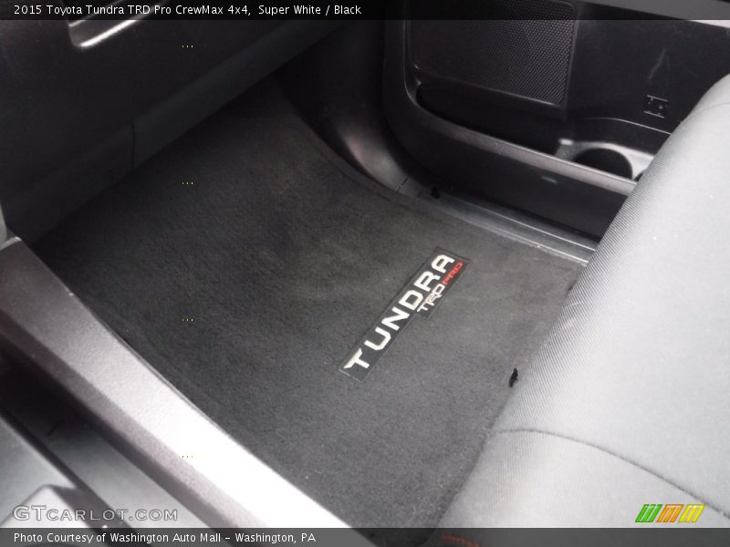 Super White / Black 2015 Toyota Tundra TRD Pro CrewMax 4x4