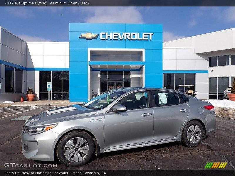 Front 3/4 View of 2017 Optima Hybrid