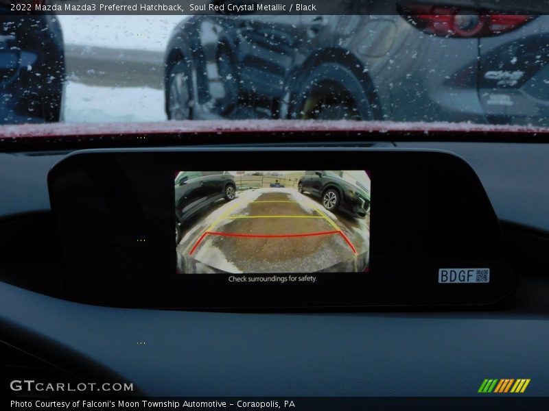 Soul Red Crystal Metallic / Black 2022 Mazda Mazda3 Preferred Hatchback