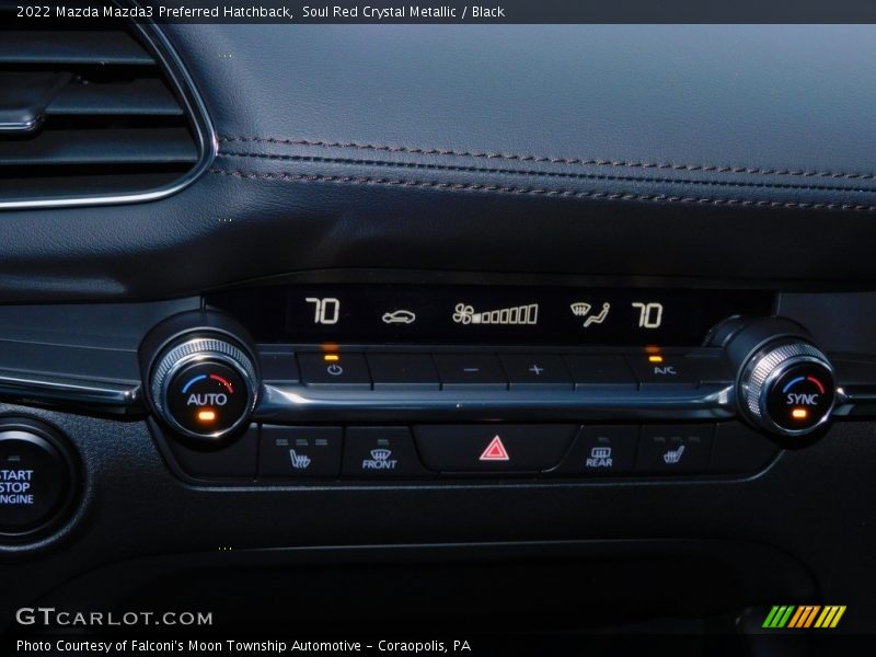 Soul Red Crystal Metallic / Black 2022 Mazda Mazda3 Preferred Hatchback