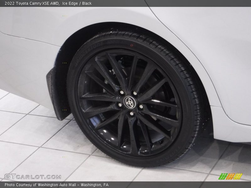 Ice Edge / Black 2022 Toyota Camry XSE AWD
