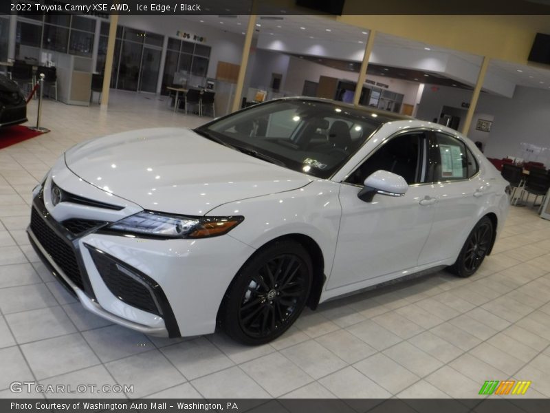 Ice Edge / Black 2022 Toyota Camry XSE AWD