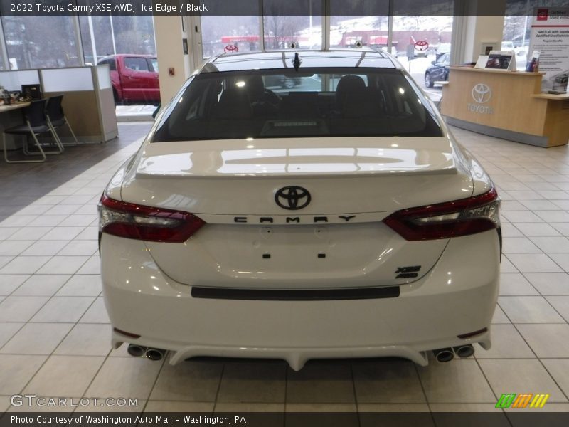 Ice Edge / Black 2022 Toyota Camry XSE AWD