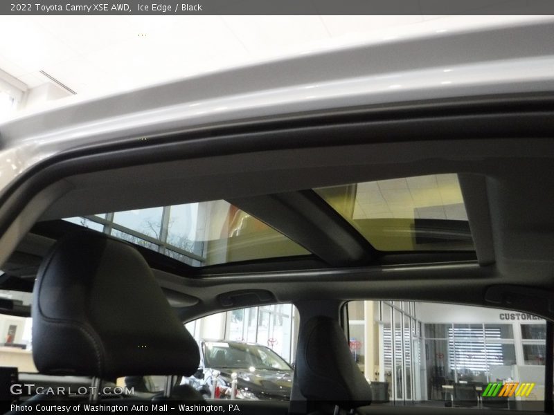 Ice Edge / Black 2022 Toyota Camry XSE AWD