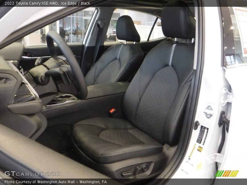 Ice Edge / Black 2022 Toyota Camry XSE AWD