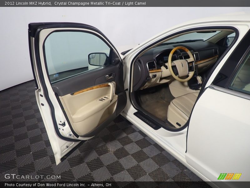 Crystal Champagne Metallic Tri-Coat / Light Camel 2012 Lincoln MKZ Hybrid
