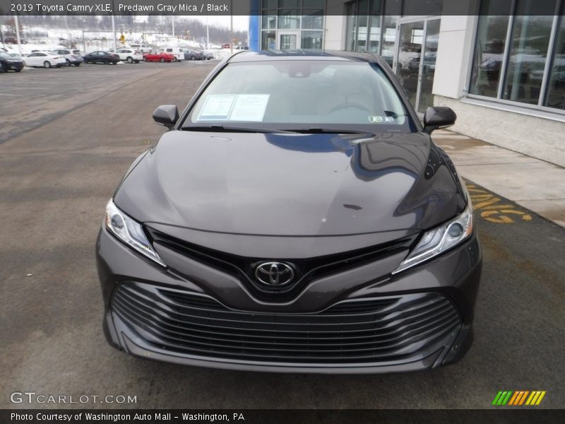 Predawn Gray Mica / Black 2019 Toyota Camry XLE
