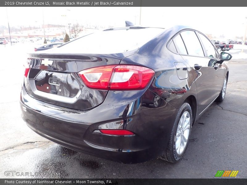 Mosaic Black Metallic / Jet Black/­Galvanized 2019 Chevrolet Cruze LS