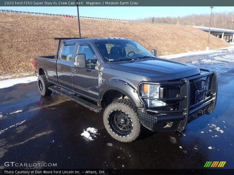 Magnetic / Medium Earth Gray 2020 Ford F350 Super Duty XL Crew Cab 4x4