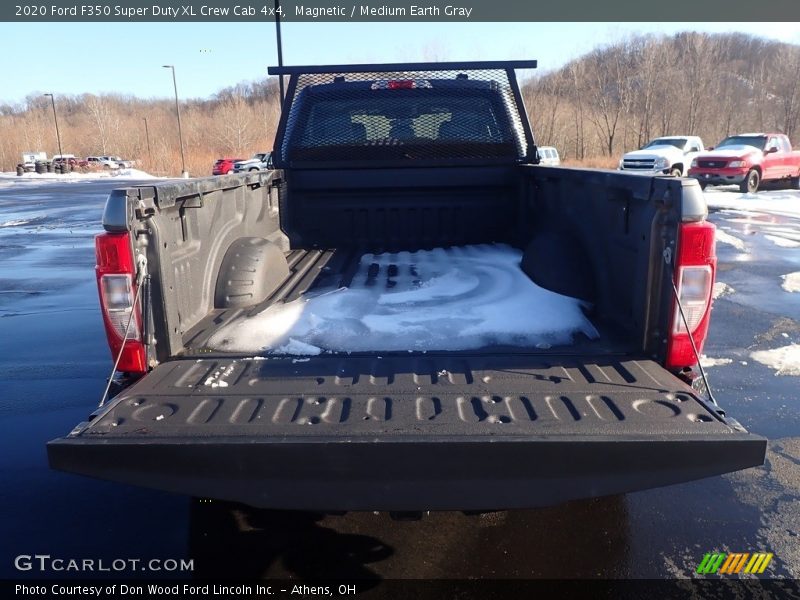 Magnetic / Medium Earth Gray 2020 Ford F350 Super Duty XL Crew Cab 4x4