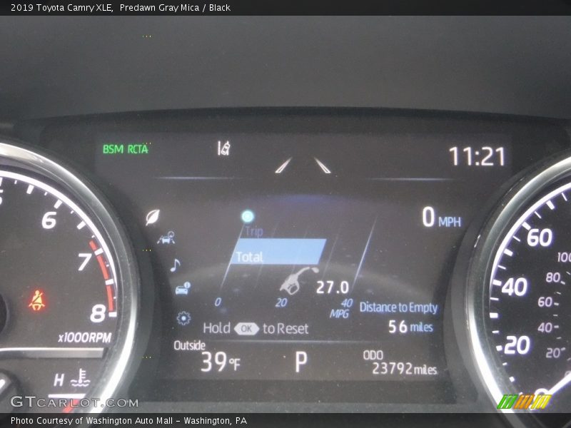 Predawn Gray Mica / Black 2019 Toyota Camry XLE