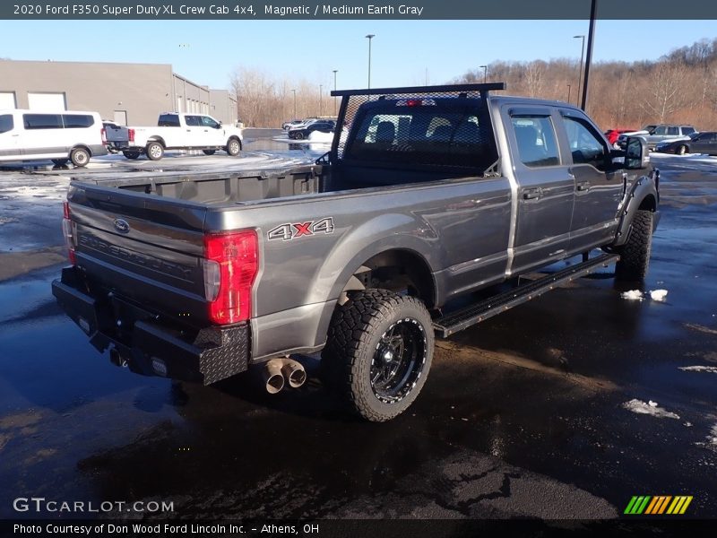 Magnetic / Medium Earth Gray 2020 Ford F350 Super Duty XL Crew Cab 4x4