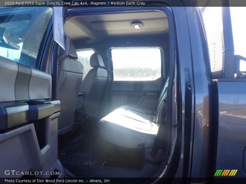 Magnetic / Medium Earth Gray 2020 Ford F350 Super Duty XL Crew Cab 4x4