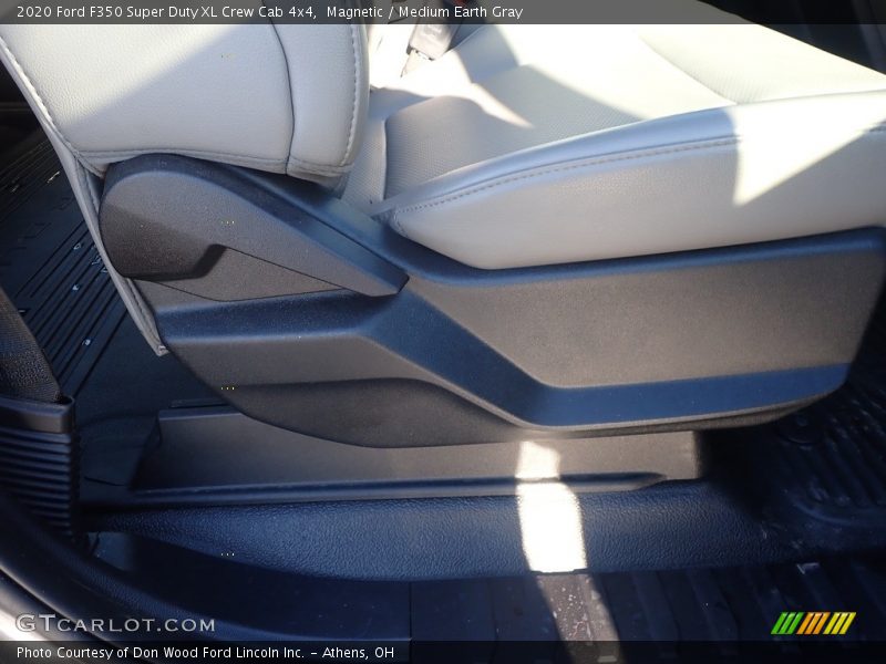 Magnetic / Medium Earth Gray 2020 Ford F350 Super Duty XL Crew Cab 4x4