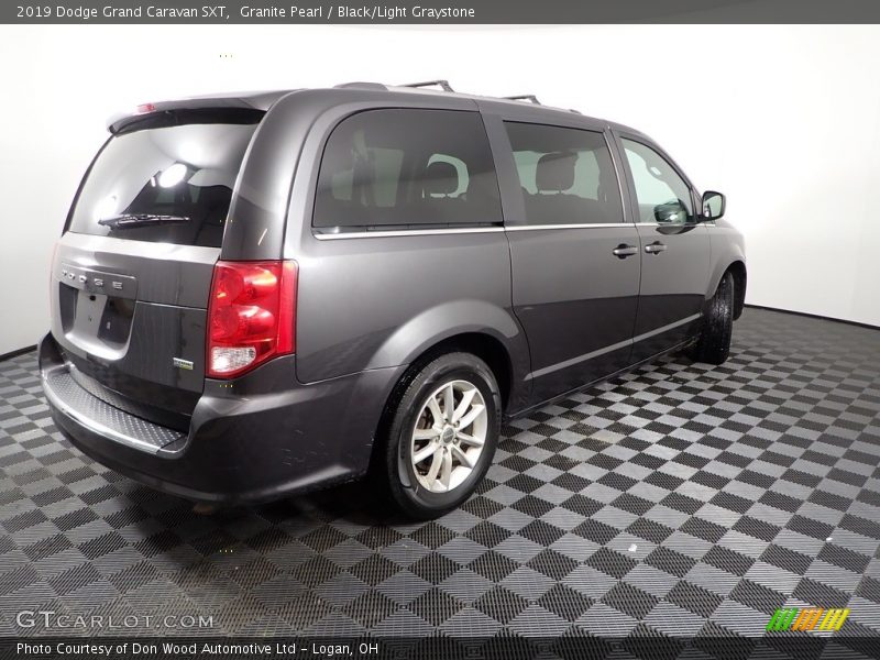 Granite Pearl / Black/Light Graystone 2019 Dodge Grand Caravan SXT