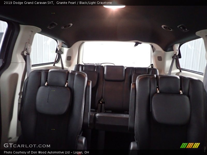 Granite Pearl / Black/Light Graystone 2019 Dodge Grand Caravan SXT