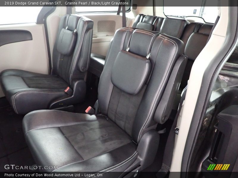 Granite Pearl / Black/Light Graystone 2019 Dodge Grand Caravan SXT