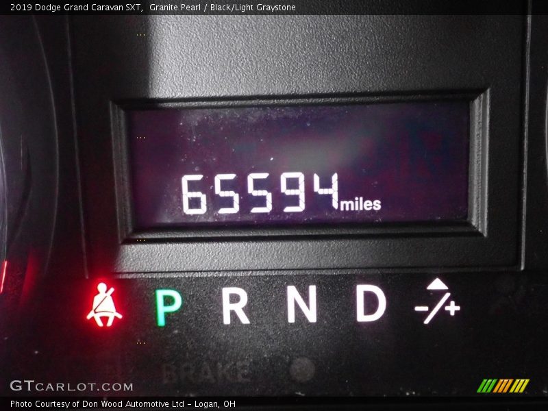 Granite Pearl / Black/Light Graystone 2019 Dodge Grand Caravan SXT