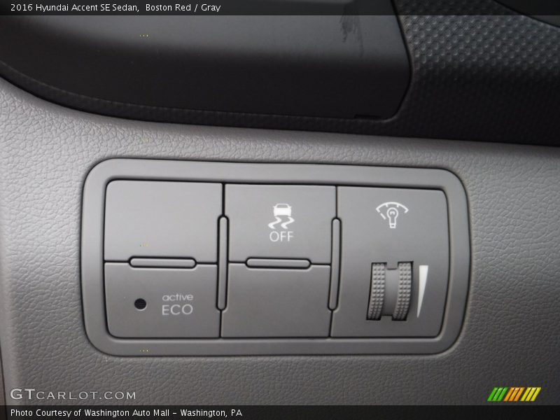 Boston Red / Gray 2016 Hyundai Accent SE Sedan