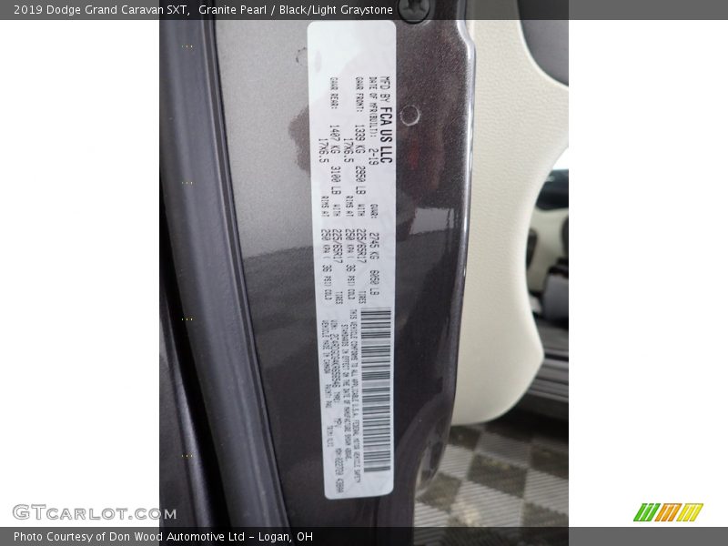 Granite Pearl / Black/Light Graystone 2019 Dodge Grand Caravan SXT