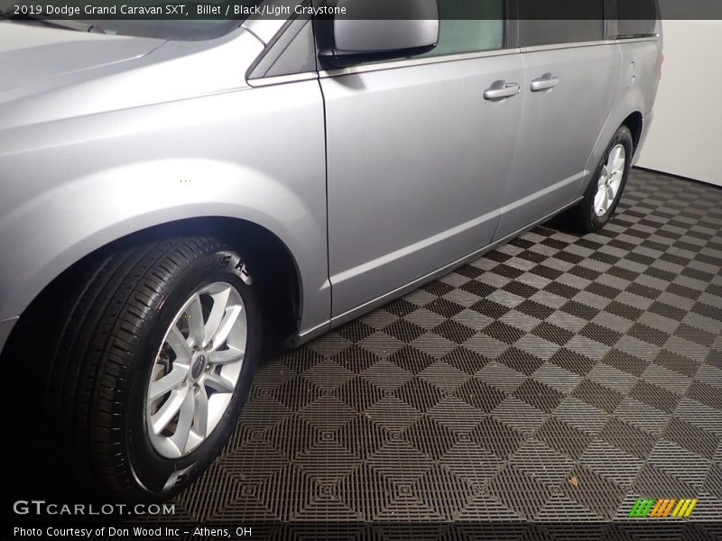 Billet / Black/Light Graystone 2019 Dodge Grand Caravan SXT