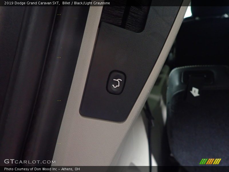 Billet / Black/Light Graystone 2019 Dodge Grand Caravan SXT