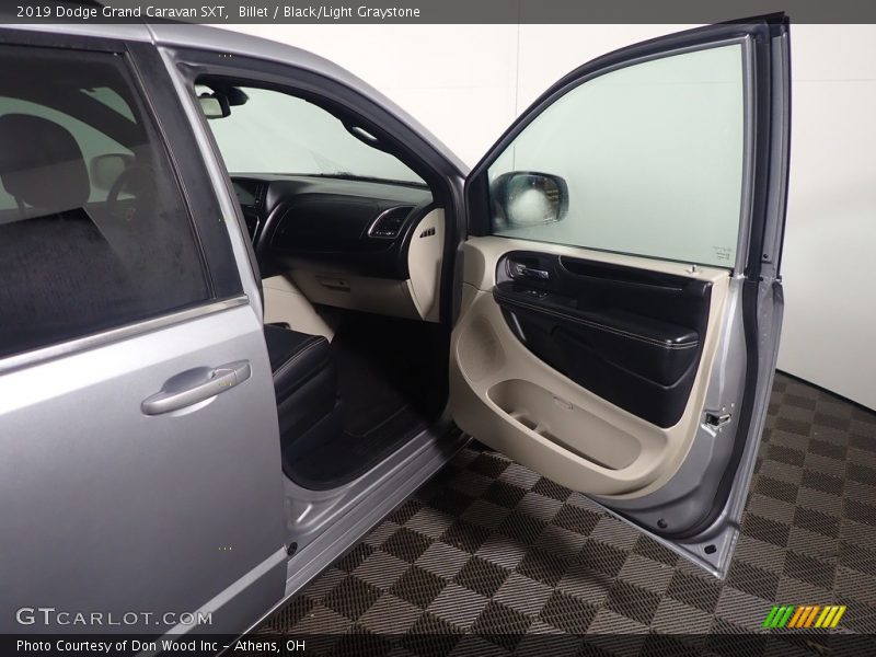Billet / Black/Light Graystone 2019 Dodge Grand Caravan SXT