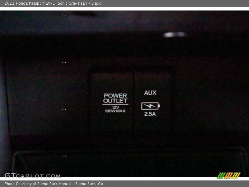 Sonic Gray Pearl / Black 2022 Honda Passport EX-L