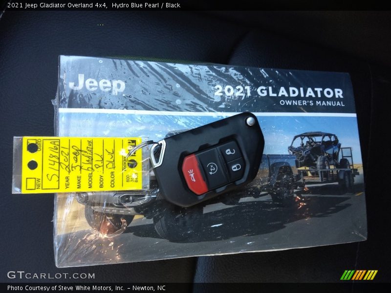 Hydro Blue Pearl / Black 2021 Jeep Gladiator Overland 4x4