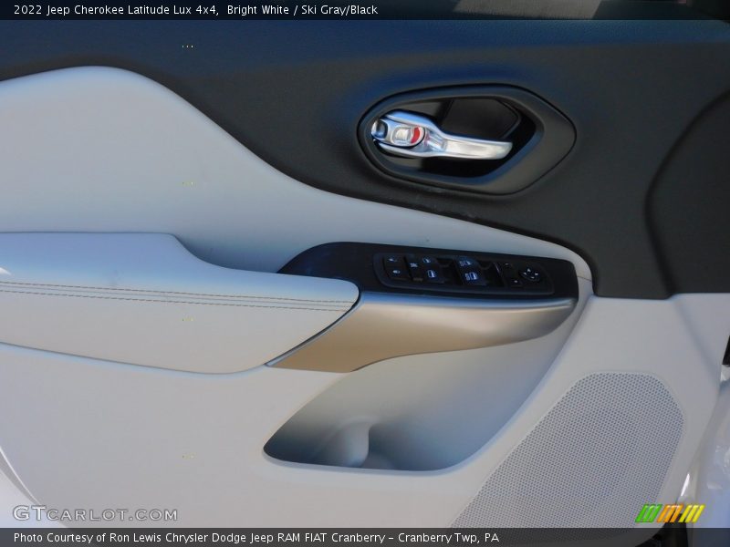 Door Panel of 2022 Cherokee Latitude Lux 4x4