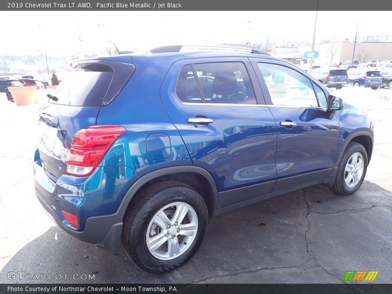 Pacific Blue Metallic / Jet Black 2019 Chevrolet Trax LT AWD