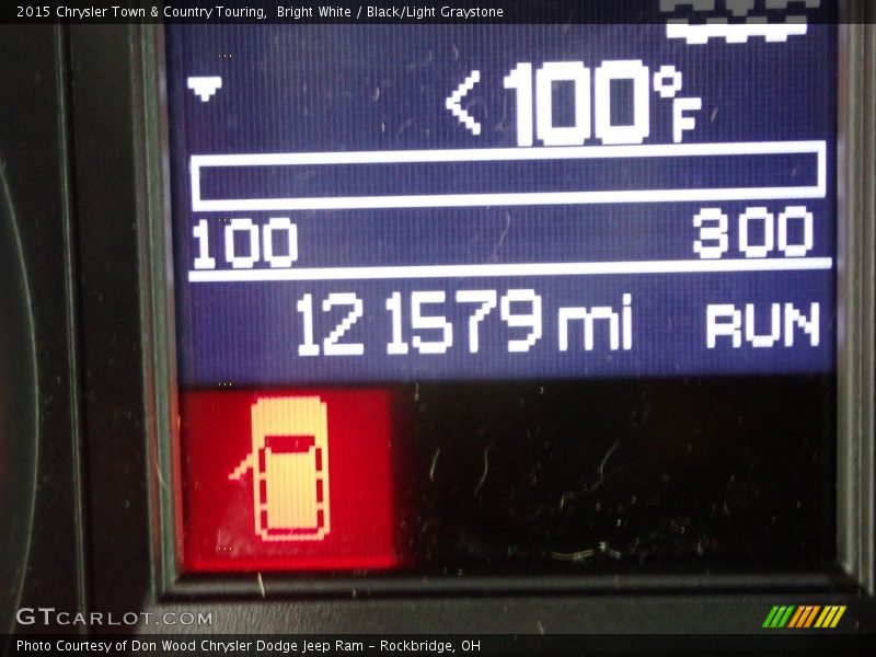 Bright White / Black/Light Graystone 2015 Chrysler Town & Country Touring