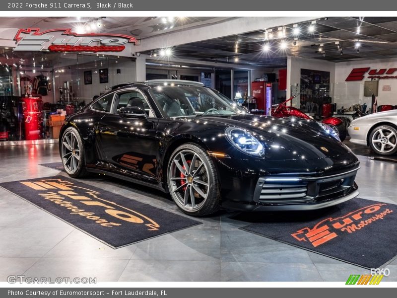 Black / Black 2022 Porsche 911 Carrera S