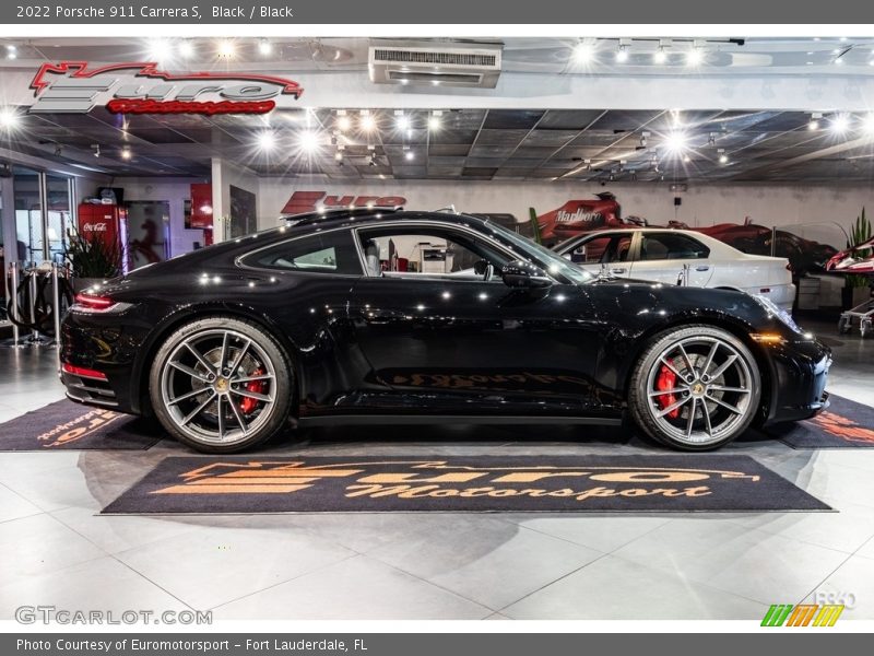 Black / Black 2022 Porsche 911 Carrera S